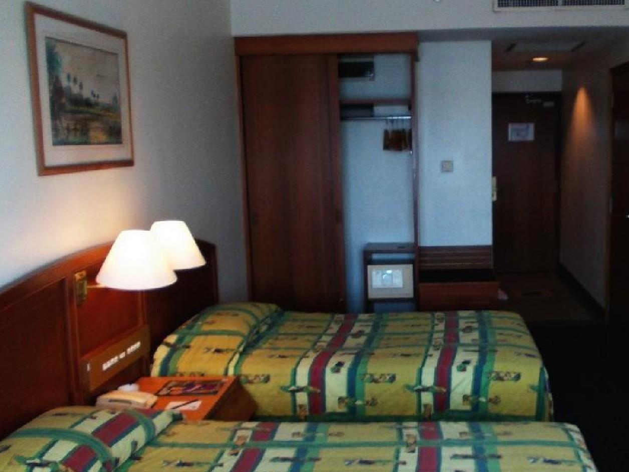Orkid Hotel Melaka Екстериор снимка