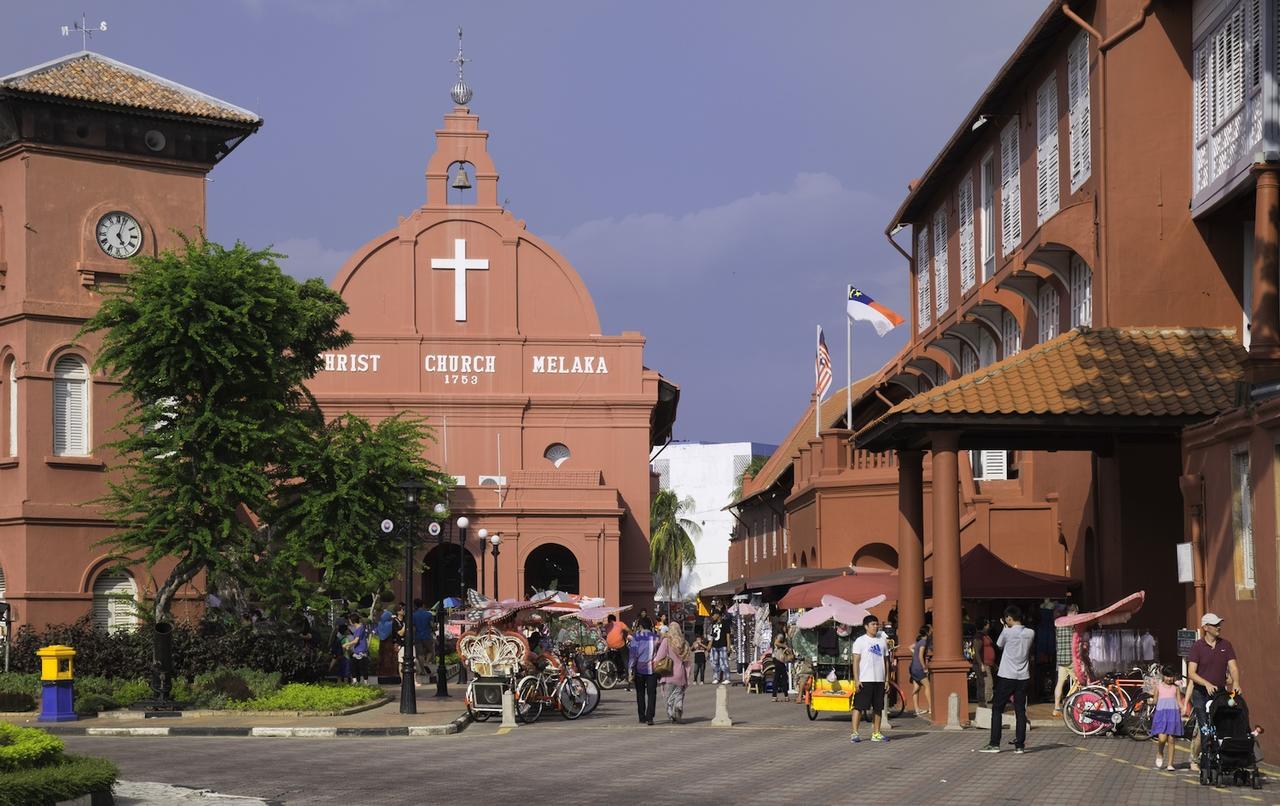 Orkid Hotel Melaka Екстериор снимка